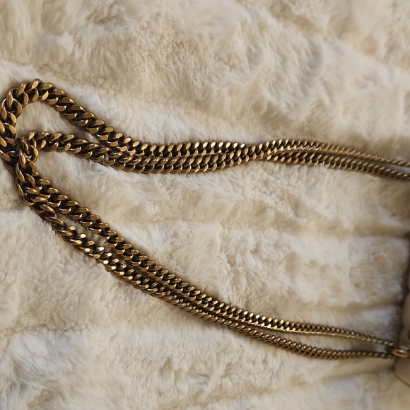 Tory Burch Cream Quilted Crossbody Bag with Gold Chain - Picture 7 of 8